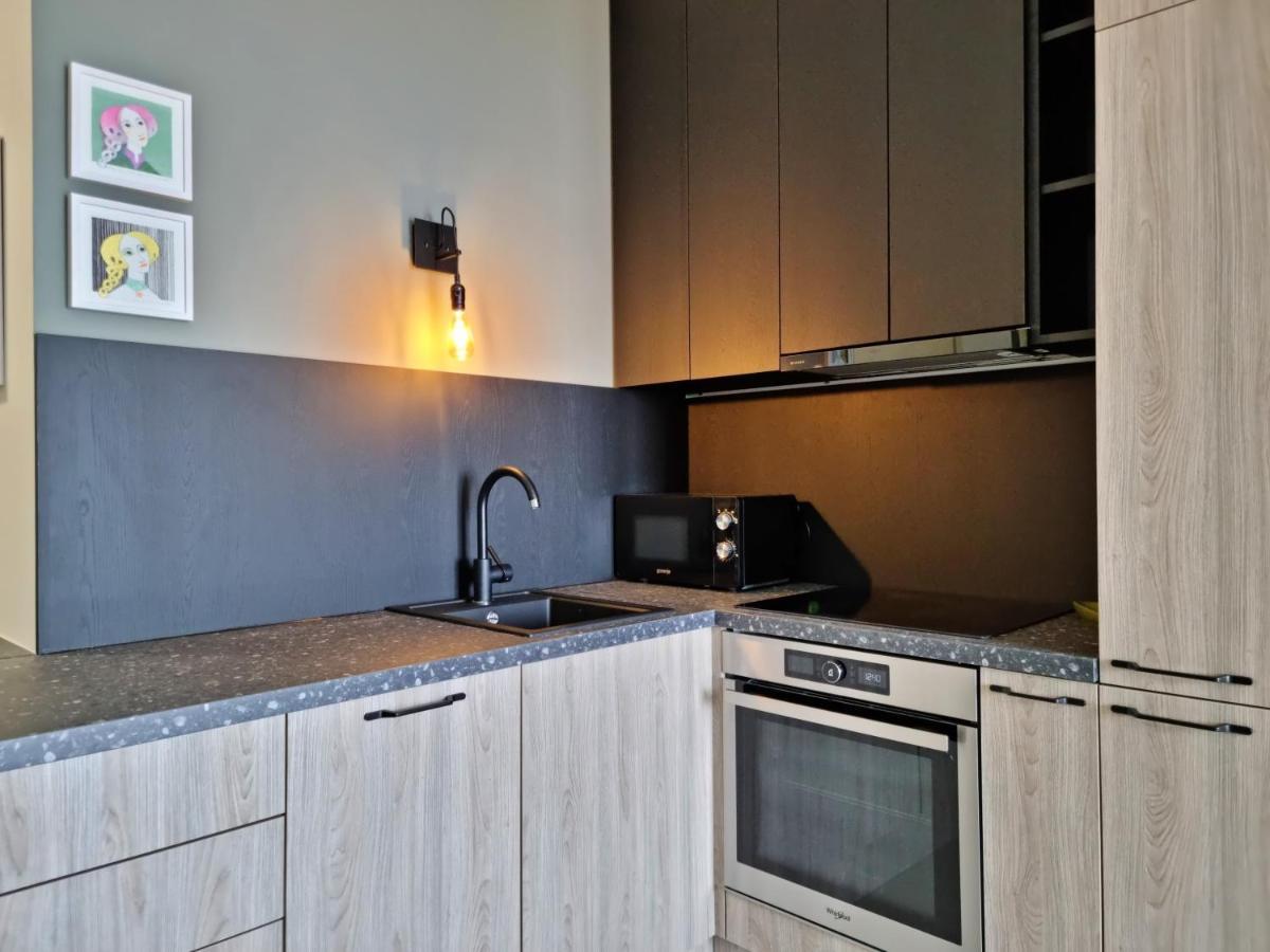 Apartment La Vie Omis Exterior photo